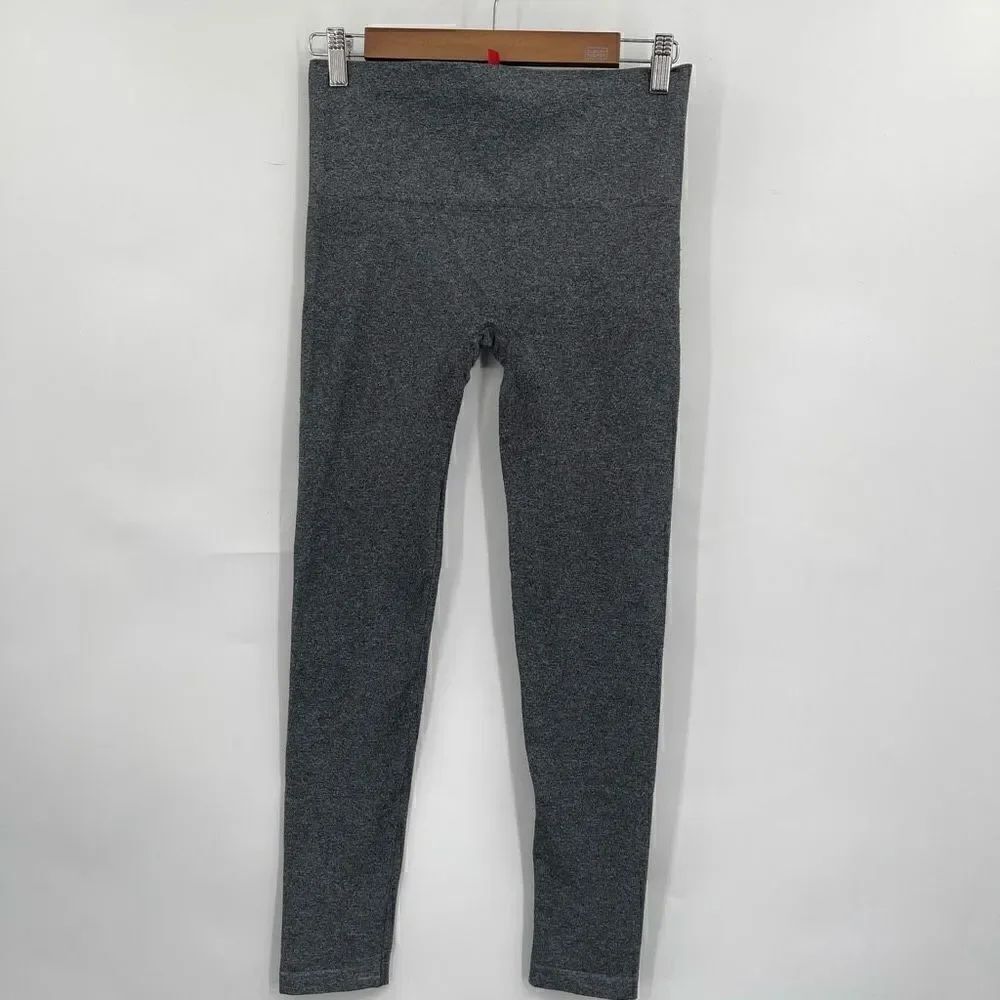Spanx Grey High Waisted Pull-On Fitted Cropped Leggings Size Medium